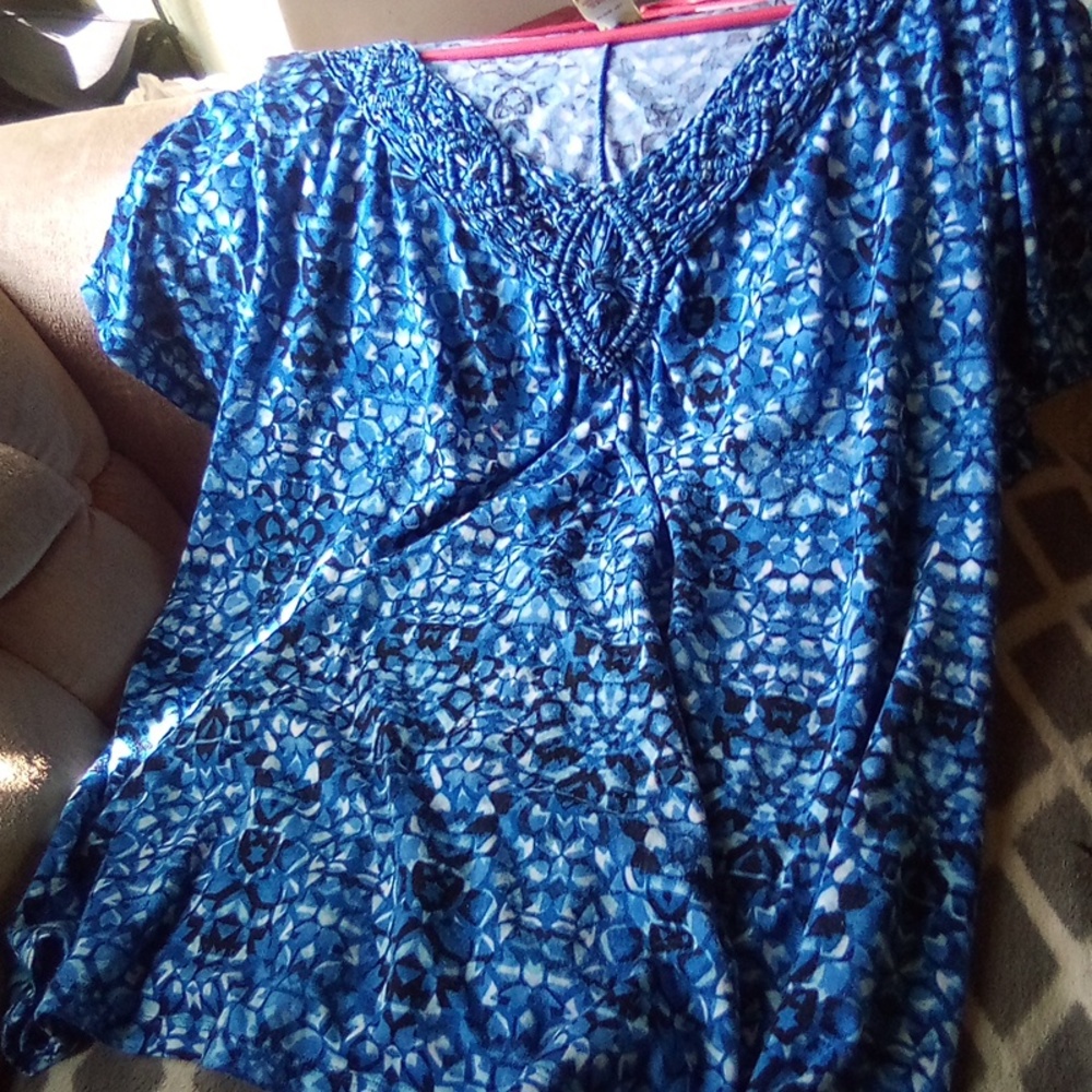 Dress type shirt
